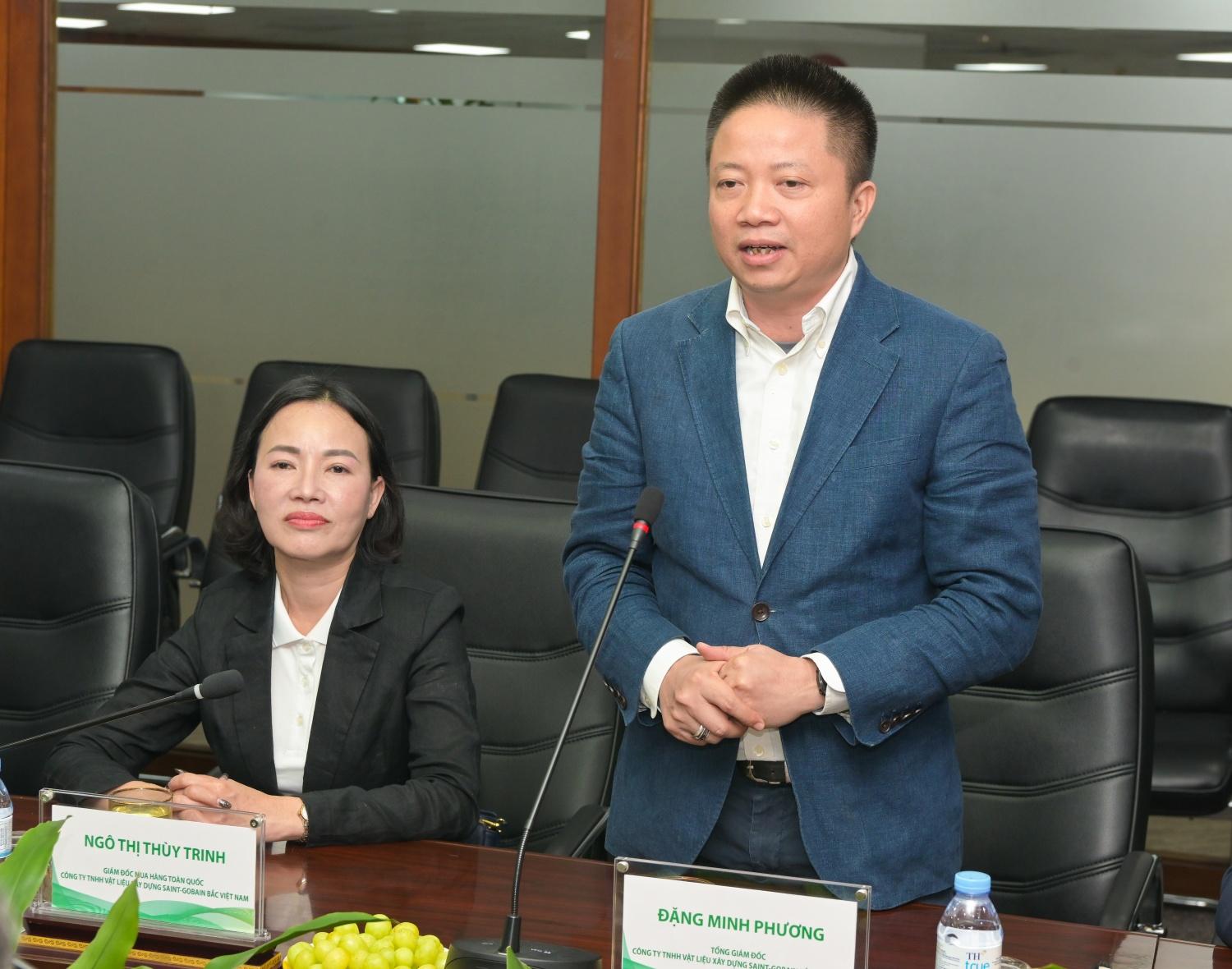 Ông Đặng Minh Phương, Tổng Giám đốc Saint-Gobain Bắc Việt Nam phát biểu.