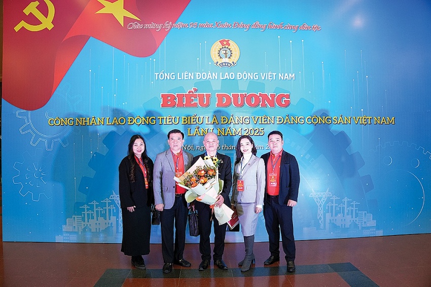 Trịnh Xuân Hảo: Người cán bộ hồng và chuyên của giàn Đại Hùng