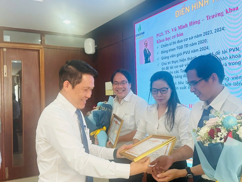 PVU tuyên dương gương điển hình tiên tiến giai đoạn 2020-2025