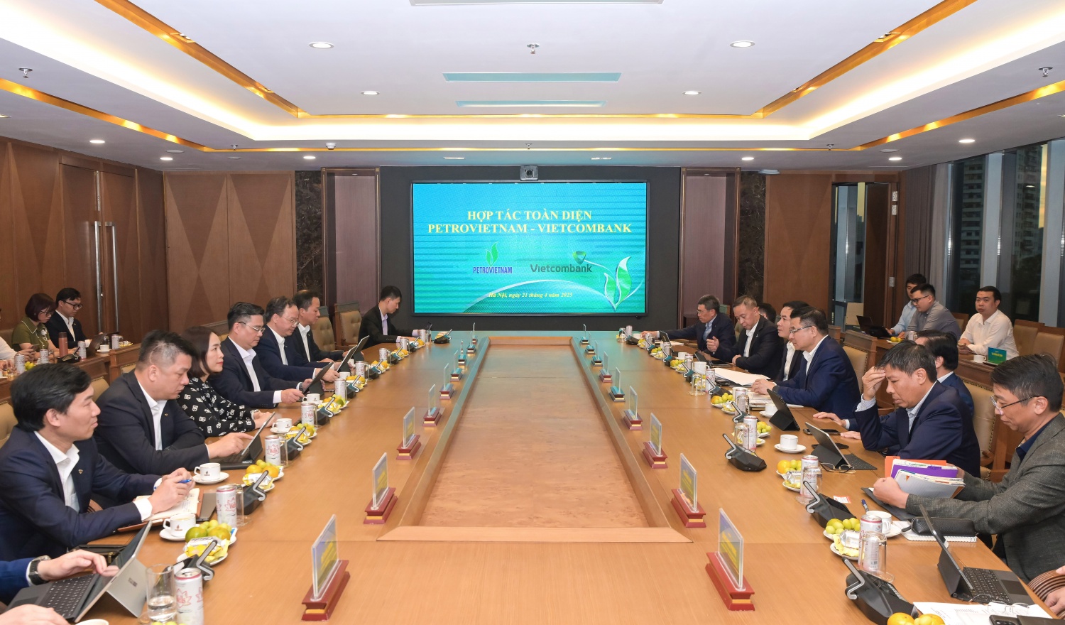 Toàn cảnh buổi làm việc