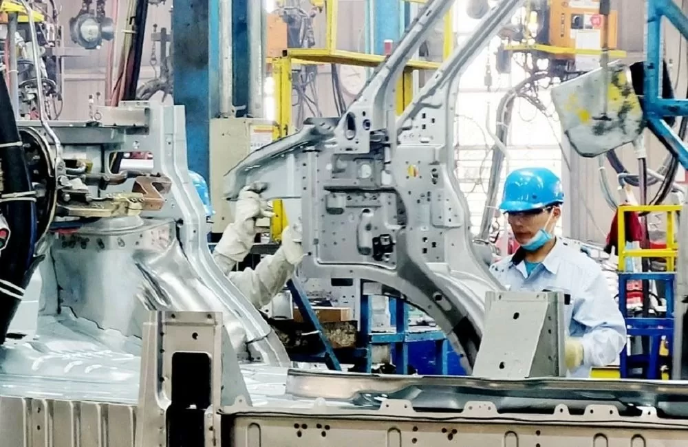 Hoạt động công nghiệp hỗ trợ ngày càng phát triển, cung cấp nguyên phụ liệu phục vụ sản xuất Hoạt động công nghiệp hỗ trợ ngày càng phát triển, cung cấp nguyên phụ liệu phục vụ sản xuất