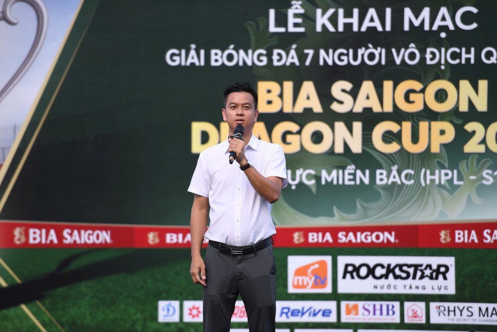 Ông Phạm Ngọc Tuấn - Tổng Giám đốc Công ty Cổ phần bóng đá Việt, Trưởng Ban tổ chức Ông Phạm Ngọc Tuấn - Tổng Giám đốc Công ty Cổ phần bóng đá Việt, Trưởng Ban tổ chức