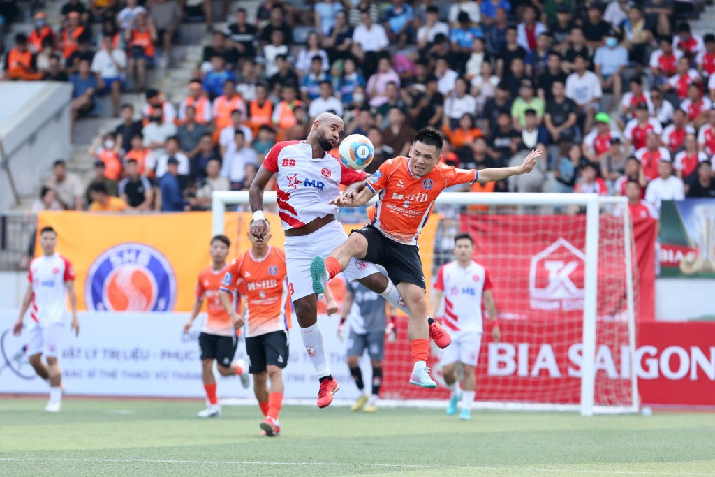 Giải bóng đá 7 người vô địch quốc gia Bia Saigon Dragon Cup 2025 chính thức lăn bóng Giải bóng đá 7 người vô địch quốc gia Bia Saigon Dragon Cup 2025 chính thức lăn bóng