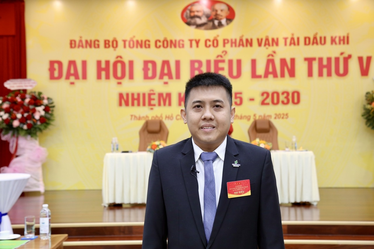 Đảng viên PVTrans: Tự hào và khát vọng cống hiến Đảng viên PVTrans: Tự hào và khát vọng cống hiến