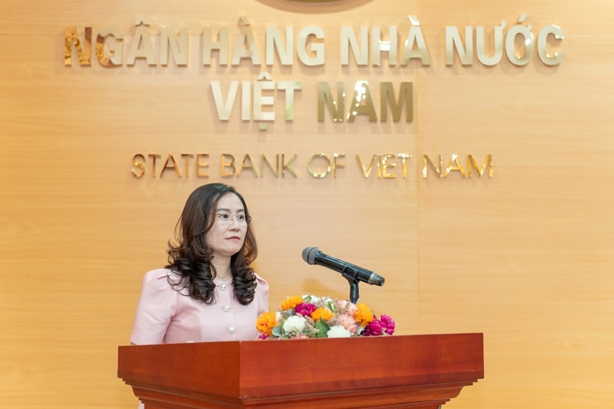 Bà Phạm Thị Thanh Tùng, Phó Vụ trưởng Vụ Tín dụng các ngành kinh tế (NHNN) phát biểu tại hội nghị