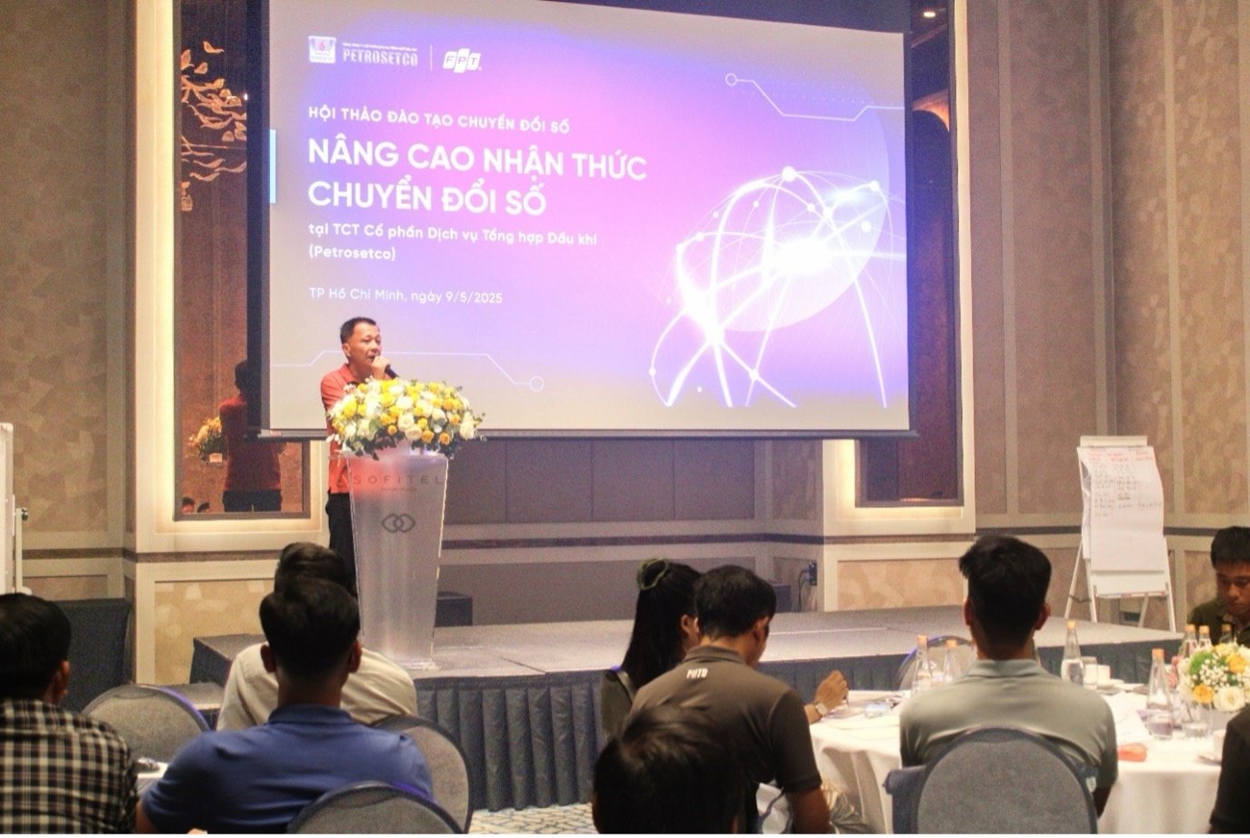 PETROSETCO và FPT triển khai thành công Hội thảo đào tạo “Chuyển đổi số trong doanh nghiệp” hướng tới phát triển bền vững và hiệu quả PETROSETCO và FPT triển khai thành công Hội thảo đào tạo “Chuyển đổi số trong doanh nghiệp” hướng tới phát triển bền vững và hiệu quả