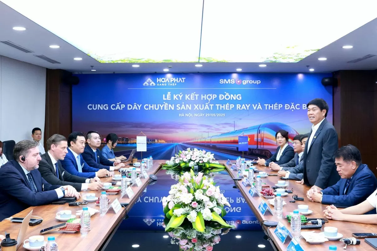 Doanh nghiệp Việt bắt tay với đối tác Đức sản xuất ray tàu cao tốc Doanh nghiệp Việt bắt tay với đối tác Đức sản xuất ray tàu cao tốc