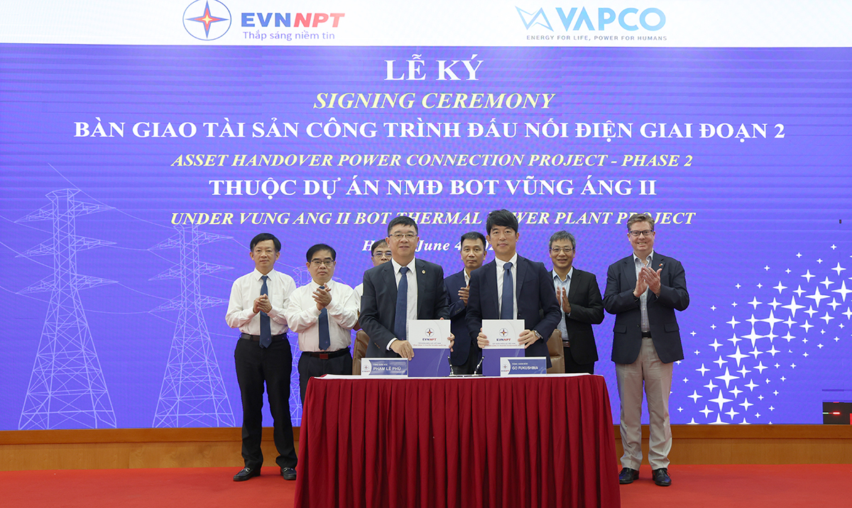 EVNNPT tiếp nhận tài sản - Công trình đấu nối điện thuộc Dự án Nhà máy nhiệt điện BOT Vũng Áng II EVNNPT tiếp nhận tài sản - Công trình đấu nối điện thuộc Dự án Nhà máy nhiệt điện BOT Vũng Áng II