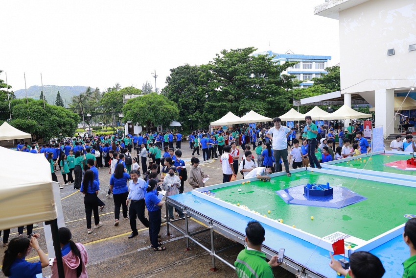 PVU đồng hành cùng Liên hoan