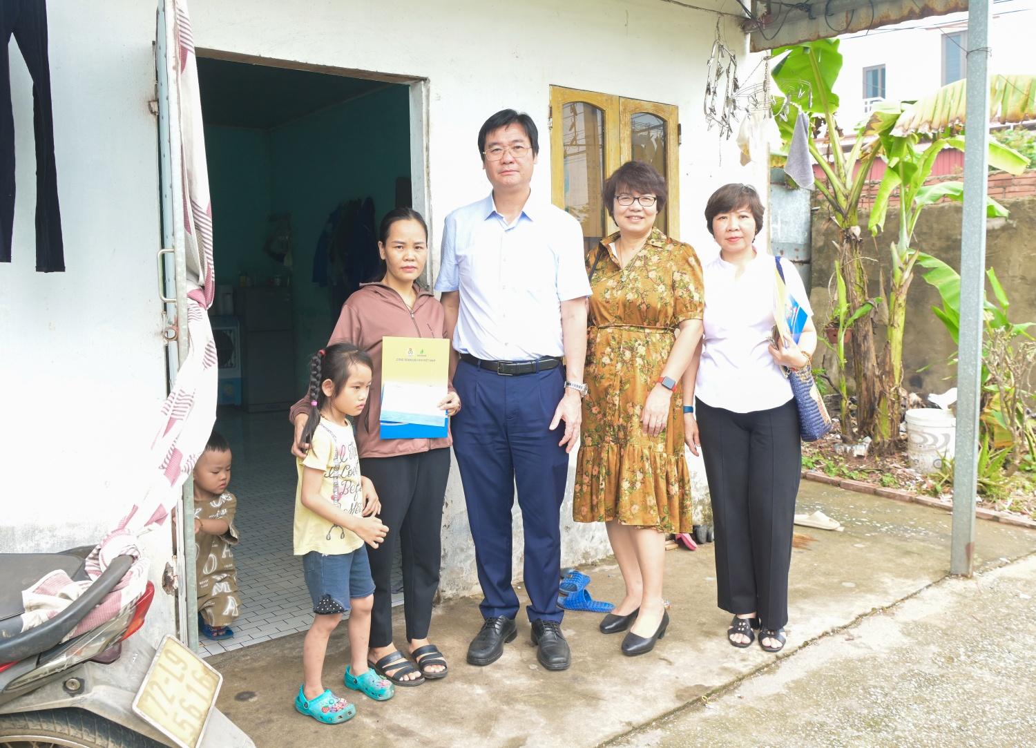 Công đoàn Dầu khí Việt Nam: Tiếp thêm động lực, sát cánh cùng người lao động vượt qua nghịch cảnh Công đoàn Dầu khí Việt Nam: Tiếp thêm động lực, sát cánh cùng người lao động vượt qua nghịch cảnh