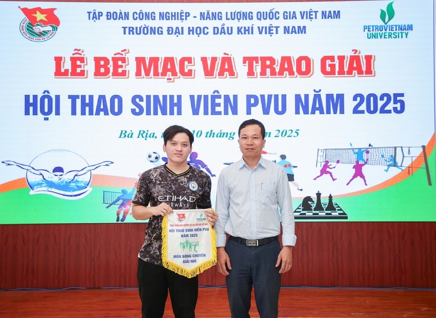 Sôi động Hội thao Sinh viên PVU 2025: Dấu ấn tuổi trẻ, gắn kết và phát triển toàn diện