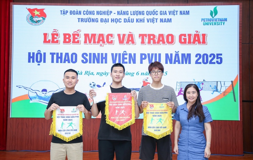 Sôi động Hội thao Sinh viên PVU 2025: Dấu ấn tuổi trẻ, gắn kết và phát triển toàn diện
