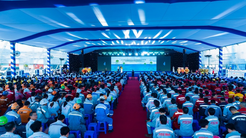 Từ vô vàn thách thức đến dấu ấn triệu đô trên bản đồ năng lượng xanh toàn cầu