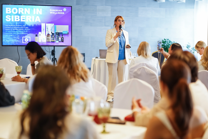 Bà Natalia Eromchik – Giám đốc tiếp thị toàn cầu chia sẻ về cách thức tiếp cận sinh thái và định hướng phát triển của công ty