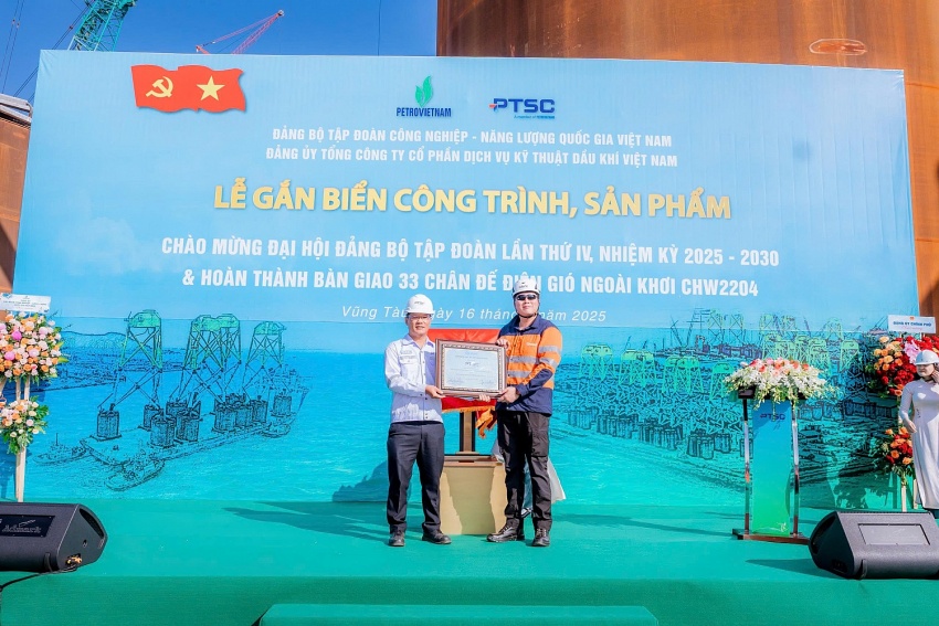 Từ vô vàn thách thức đến dấu ấn triệu đô trên bản đồ năng lượng xanh toàn cầu