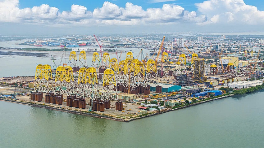 Từ vô vàn thách thức đến dấu ấn triệu đô trên bản đồ năng lượng xanh toàn cầu