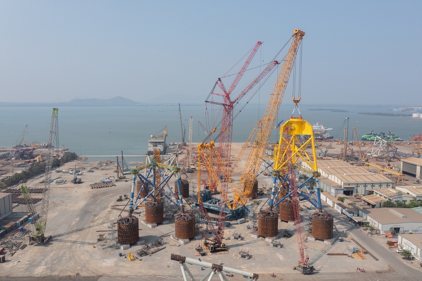 Từ vô vàn thách thức đến dấu ấn triệu đô trên bản đồ năng lượng xanh toàn cầu