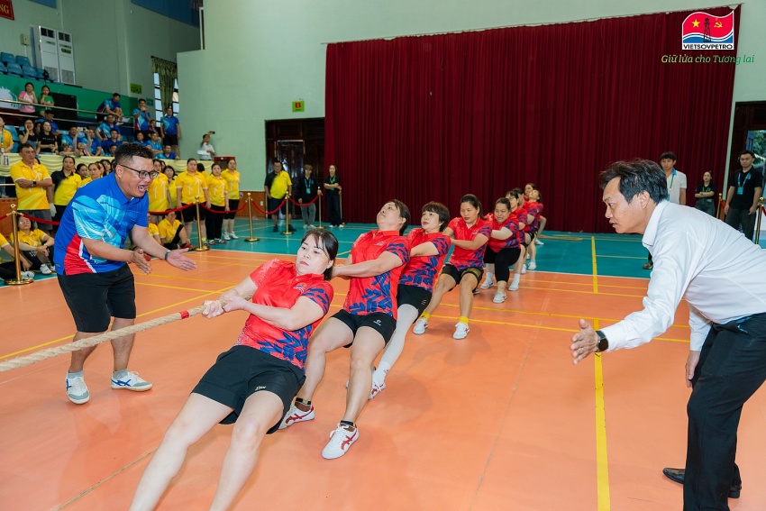 Rộn ràng không khí khai mạc Hội thao Petrovietnam khu vực phía Nam năm 2025