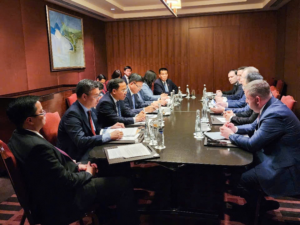 Petrovietnam tham dự Diễn đàn Kinh tế Quốc tế Saint Petersburg 2025, thúc đẩy hợp tác năng lượng với Nga Petrovietnam tham dự Diễn đàn Kinh tế Quốc tế Saint Petersburg 2025, thúc đẩy hợp tác năng lượng với Nga