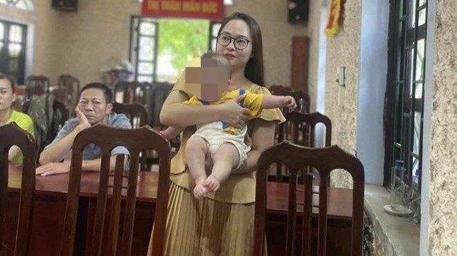 Bé trai 4 tháng tuổi bị bỏ rơi kèm bức thư nhờ nuôi dưỡng