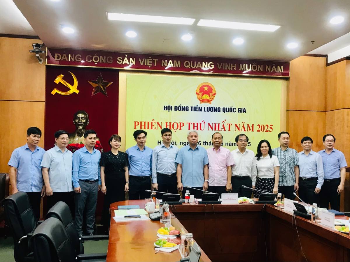 Các đại biểu tham dự