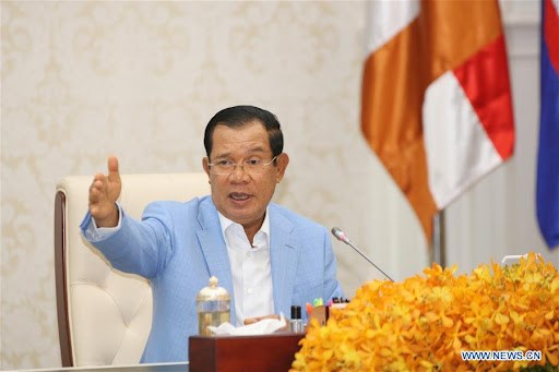 Ông Hun Sen báo động quân đội, dọa tiết lộ bí mật gia đình Thủ tướng Thái Lan