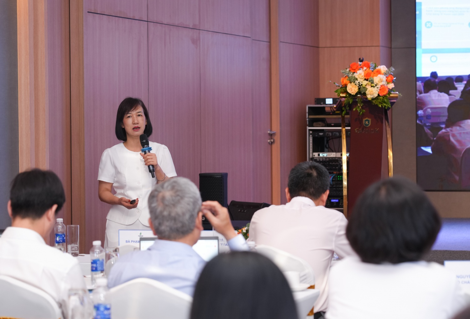 Nâng cao năng lực nghiệp vụ cho cán bộ làm công tác văn thư, lưu trữ tại PVEP