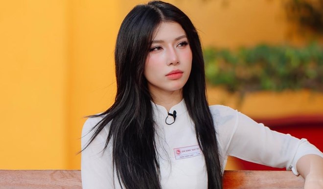 Ca sĩ đứng top 1 Em xinh say hi từng bị Hương Tràm chê giọng hát