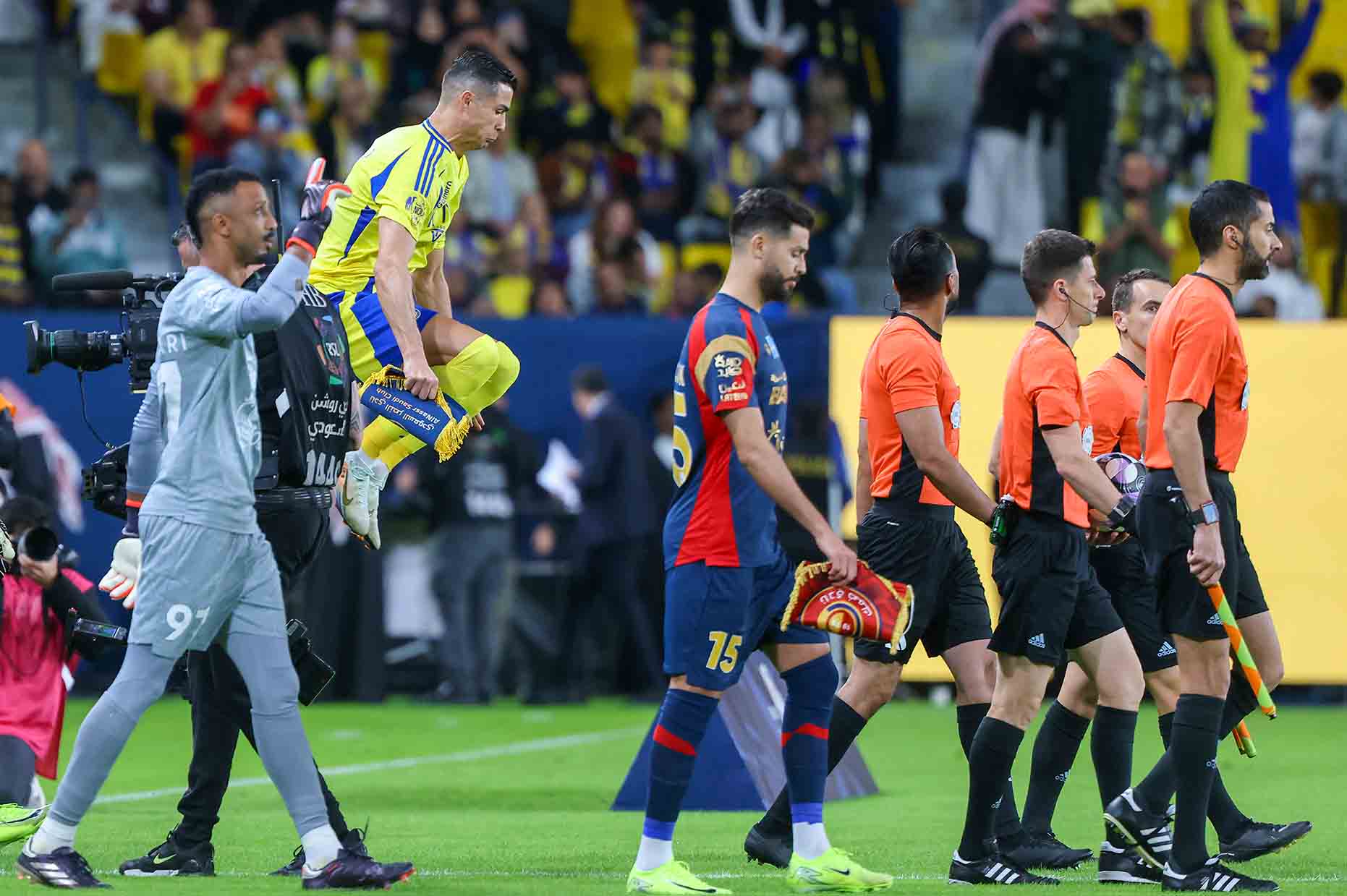 Felix sẽ tái hợp với Ronaldo tại Saudi Arabia. Ảnh: AFP