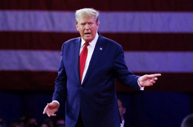 Ông Trump tuyên bố áp thuế và trừng phạt Nga sau 10 ngày