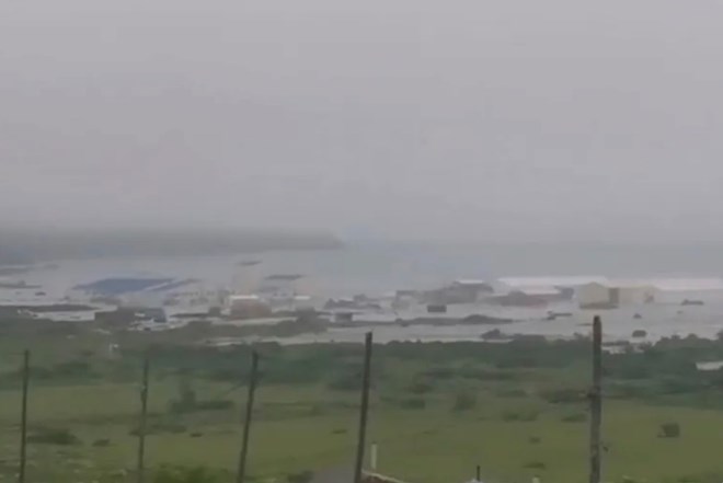 Ngập lụt sau động đất 8,7 độ richter kích hoạt sóng thần ở Nga