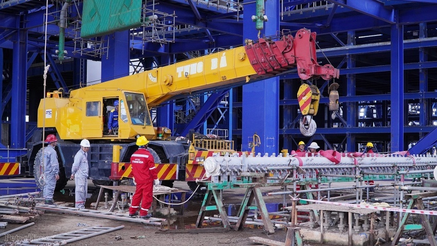 Không khí chào mừng Đại hội Đảng bộ Tập đoàn Công nghiệp - Năng lượng Quốc gia Việt Nam lần thứ IV, nhiệm kỳ 2025-2030