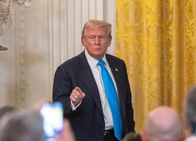 Ông Trump tuyên bố nỗ lực đưa Mỹ ra khỏi xung đột Nga - Ukraina