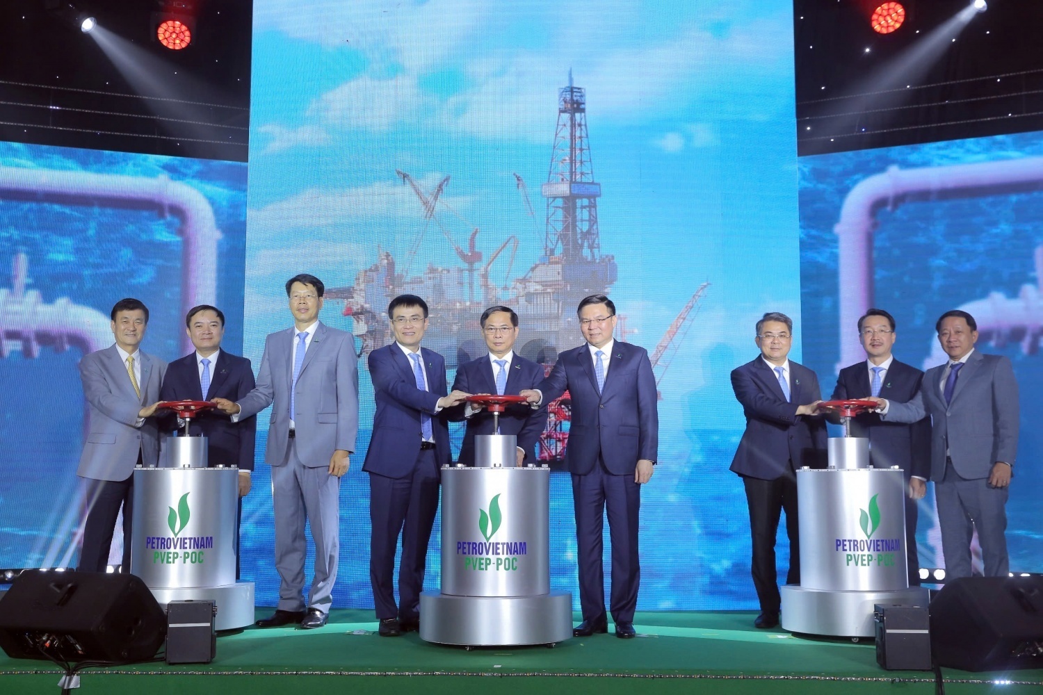 Bài 3: Petrovietnam - Doanh nghiệp được