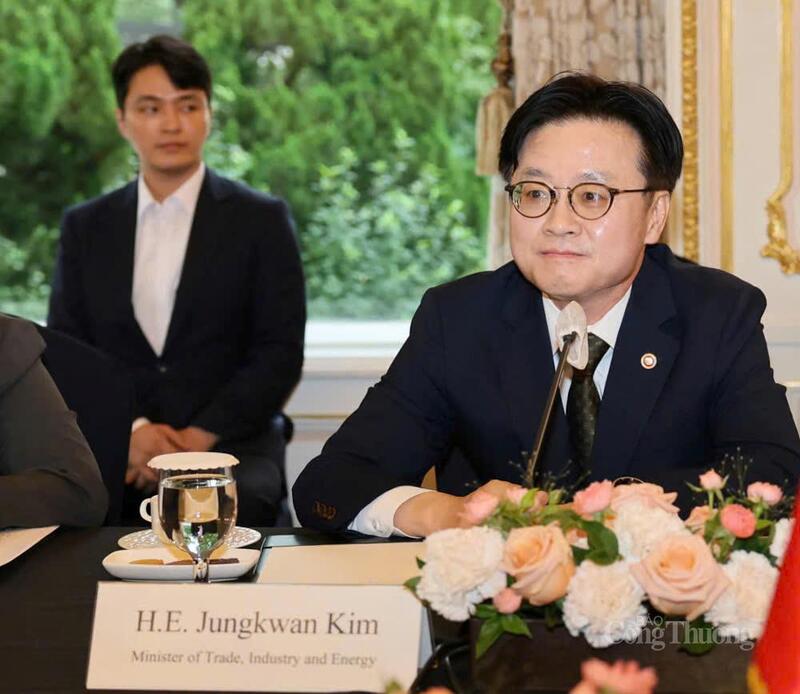 Bộ trưởng Kim Jungkwan đánh giá rất cao quan hệ hợp tác thương mại, công nghiệp, năng lượng giữa hai nước Việt Nam - Hàn Quốc
