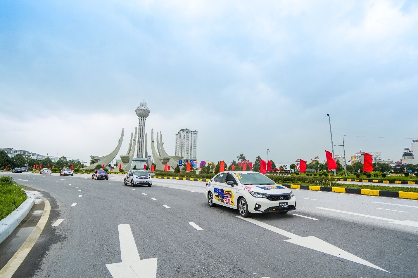 Chính thức diễn ra Vòng chung kết Giải Đua Ô tô Gymkhana Vô địch Quốc gia PVOIL Cup 2025 Chính thức diễn ra Vòng chung kết Giải Đua Ô tô Gymkhana Vô địch Quốc gia PVOIL Cup 2025