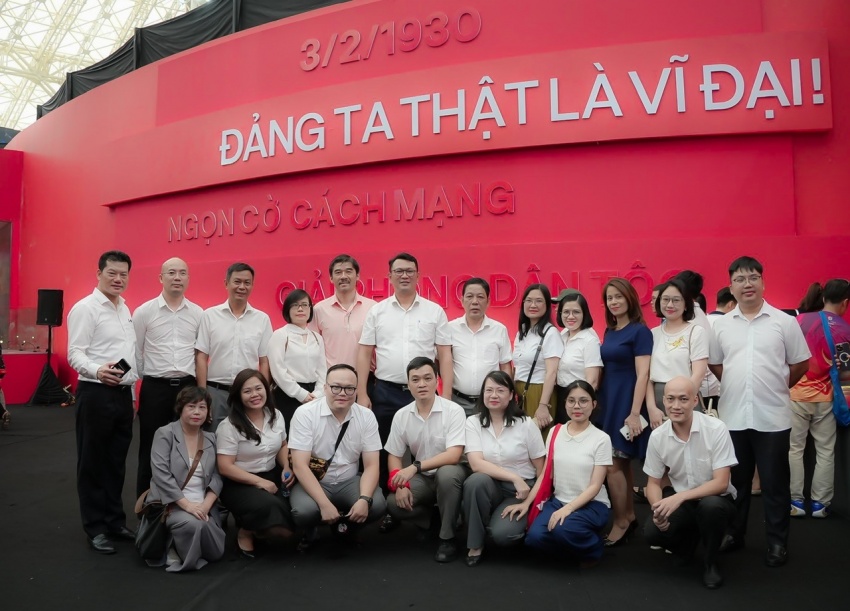 Đảng bộ PVEP tổ chức sinh hoạt chi bộ đồng loạt, tạo khí thế thi đua sôi nổi Đảng bộ PVEP tổ chức sinh hoạt chi bộ đồng loạt, tạo khí thế thi đua sôi nổi