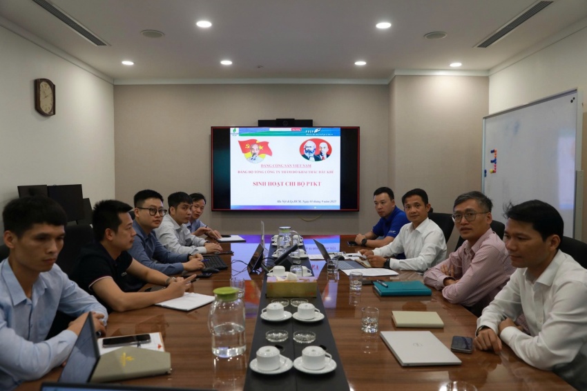 Đảng bộ PVEP tổ chức sinh hoạt chi bộ đồng loạt, tạo khí thế thi đua sôi nổi Đảng bộ PVEP tổ chức sinh hoạt chi bộ đồng loạt, tạo khí thế thi đua sôi nổi