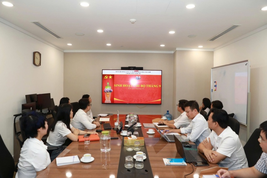 Đảng bộ PVEP tổ chức sinh hoạt chi bộ đồng loạt, tạo khí thế thi đua sôi nổi Đảng bộ PVEP tổ chức sinh hoạt chi bộ đồng loạt, tạo khí thế thi đua sôi nổi