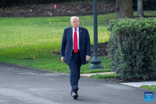 Ông Trump trấn an nhà đầu tư nước ngoài sau vụ bắt giữ công nhân