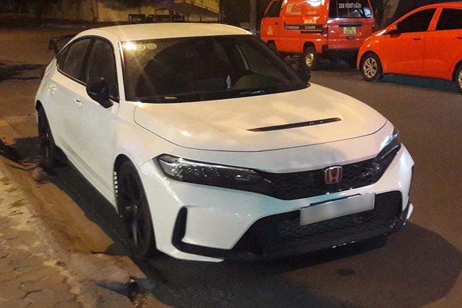 Honda Civic Type R mang biển ngũ quý tại Lâm Đồng