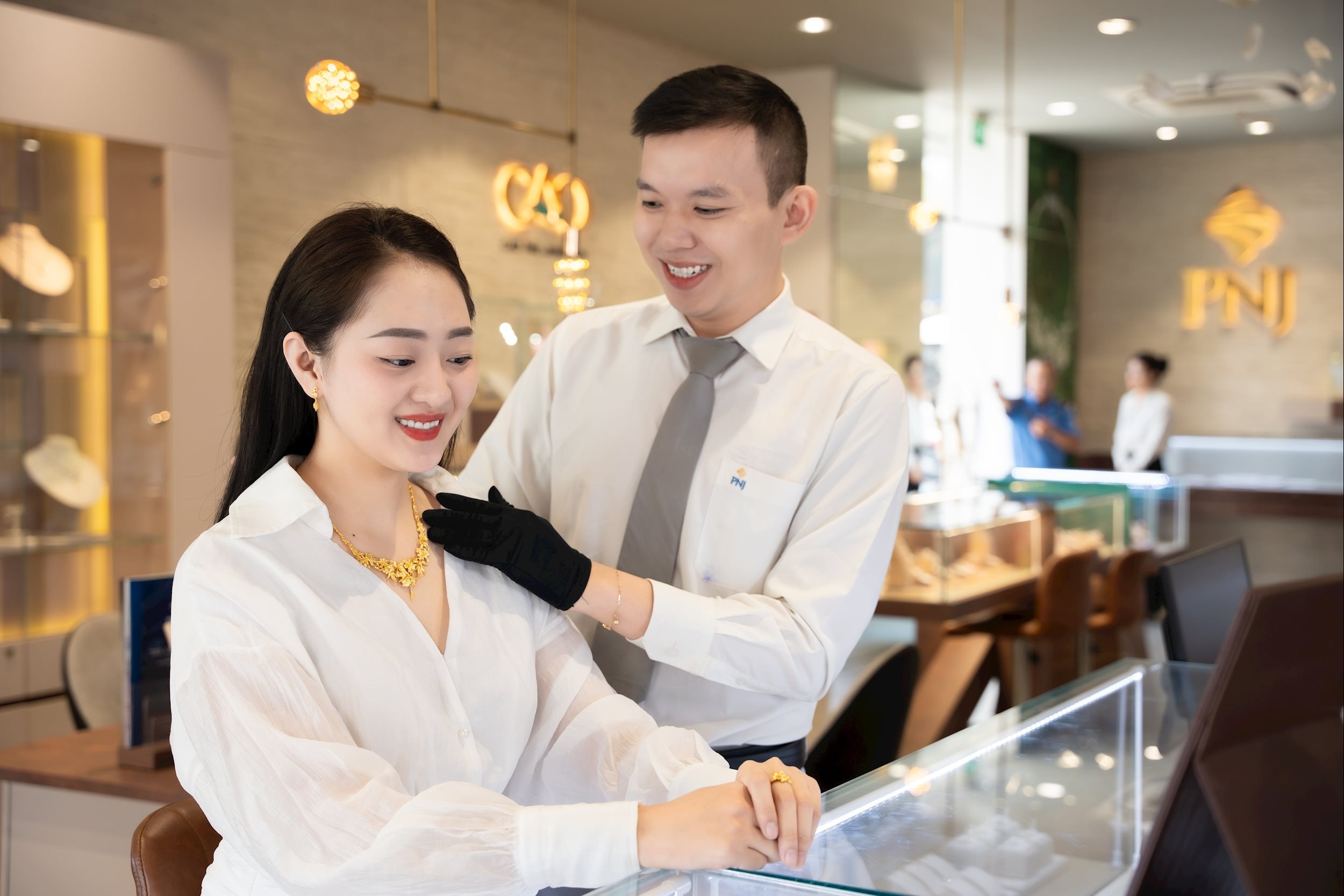 5-bán lẻ-PNJ