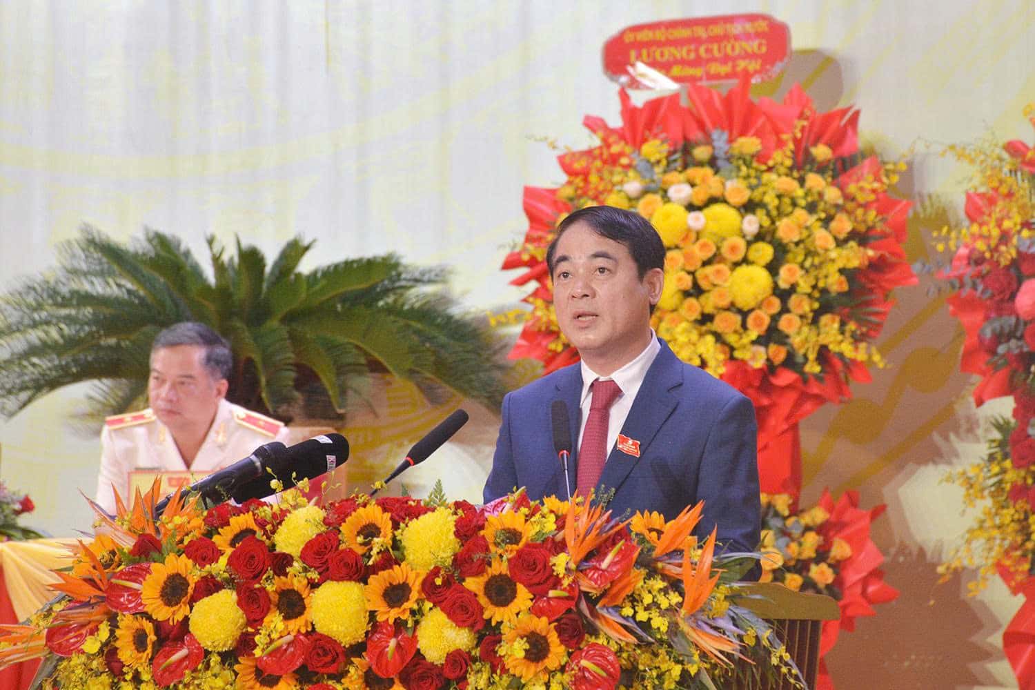 Bí thư Tỉnh ủy Khánh Hòa Nghiêm Xuân Thành phát biểu tại lễ khai mạc Đại hội đại biểu Đảng bộ tỉnh lần thứ I. Ảnh: Hữu Long