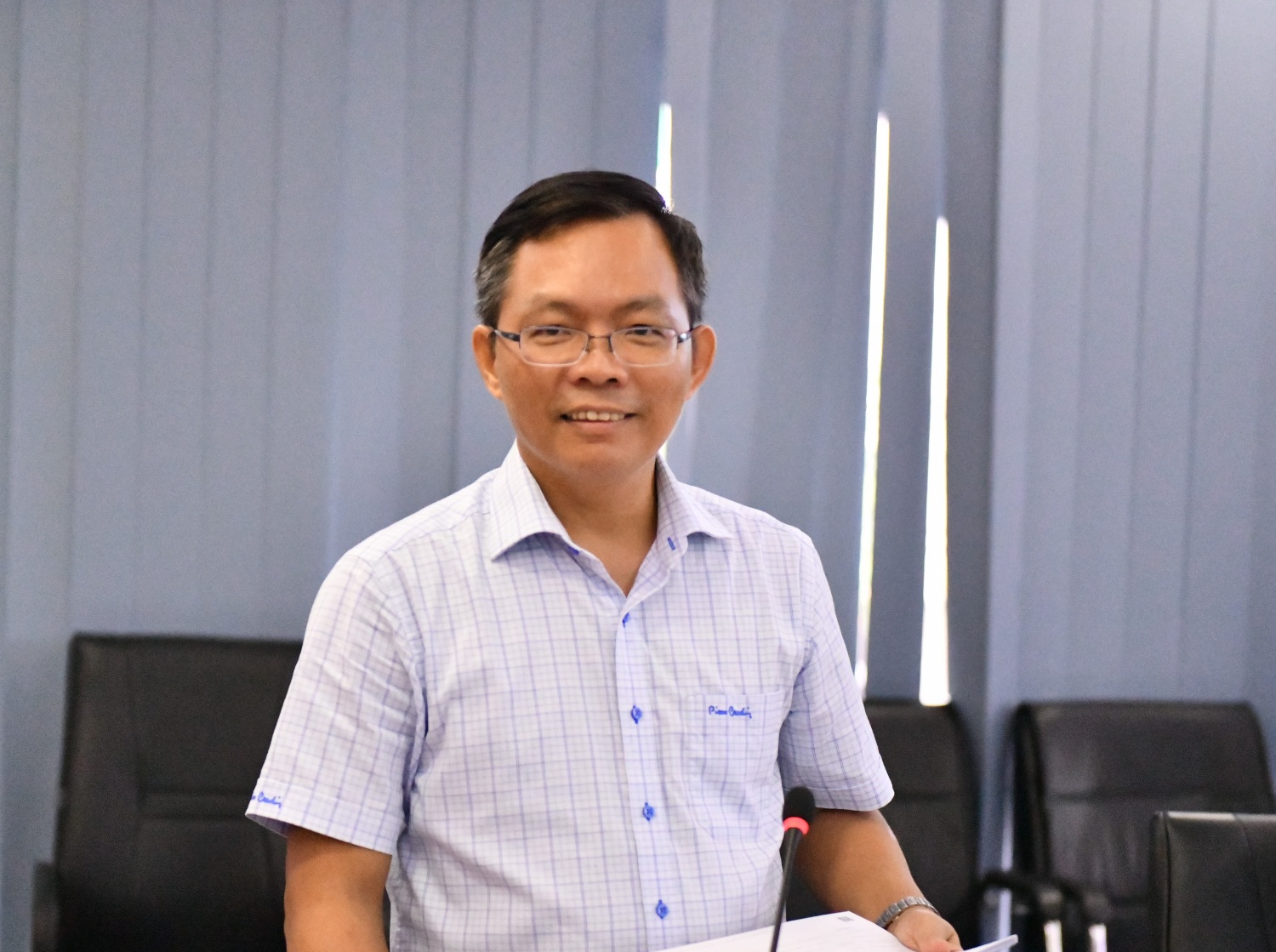 Đồng chí Cao Tuấn Sĩ - Ủy viên BTV Đảng ủy, Giám đốc NMLD Dung Quất phát biểu đề nghị việc lựa chọn các đồng chí cán  bộ chủ chốt phù hợp để tiếp tục đưa các tổ chức chính trị - xã hội hoạt động có hiệu quả, đóng góp vào sự phát triển của BSR. Đồng chí Cao Tuấn Sĩ - Ủy viên BTV Đảng ủy, Giám đốc NMLD Dung Quất phát biểu đề nghị việc lựa chọn các đồng chí cán  bộ chủ chốt phù hợp để tiếp tục đưa các tổ chức chính trị - xã hội hoạt động có hiệu quả, đóng góp vào sự phát triển của BSR.