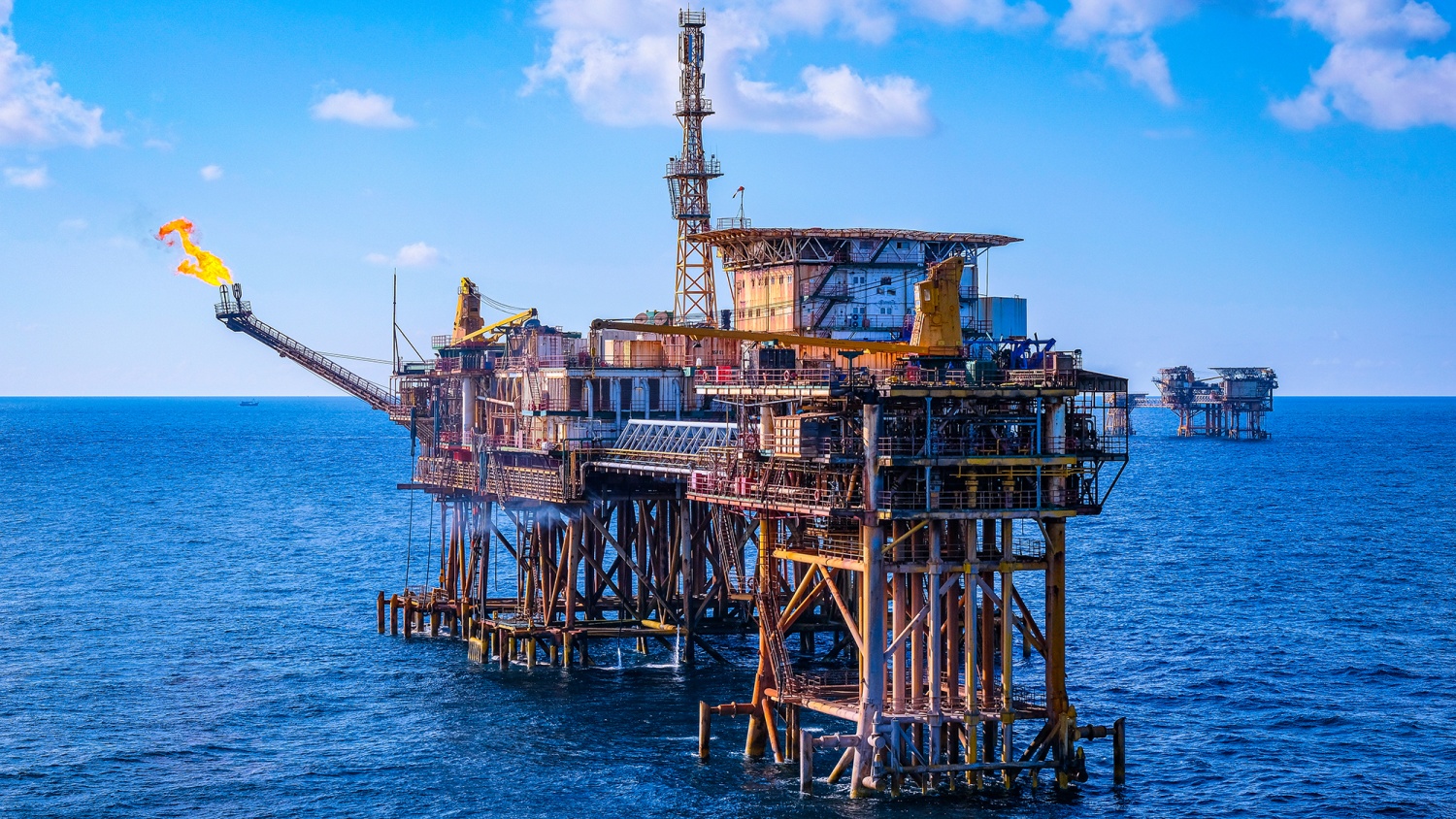 Thế hệ mở đường từ mái trường dầu khí đầu tiên Thế hệ mở đường từ mái trường dầu khí đầu tiên