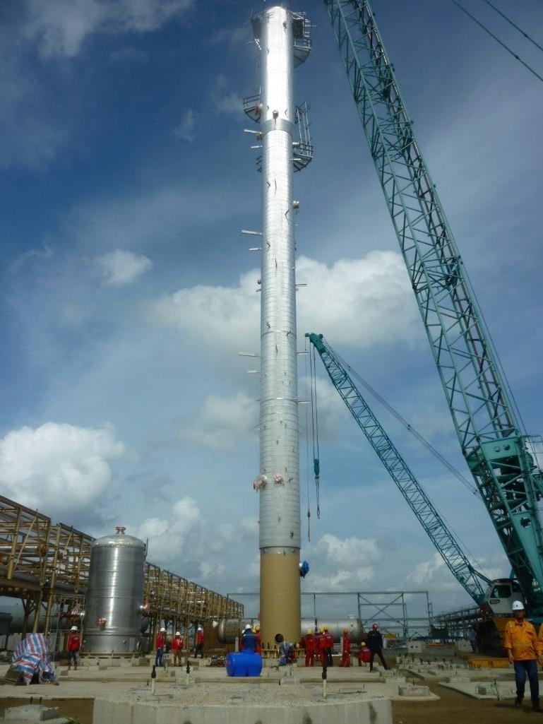 Lắp đặt thành công tháp tách lỏng (De-Ethanizer T-1501) tại GPP Cà Mau Lắp đặt thành công tháp tách lỏng (De-Ethanizer T-1501) tại GPP Cà Mau