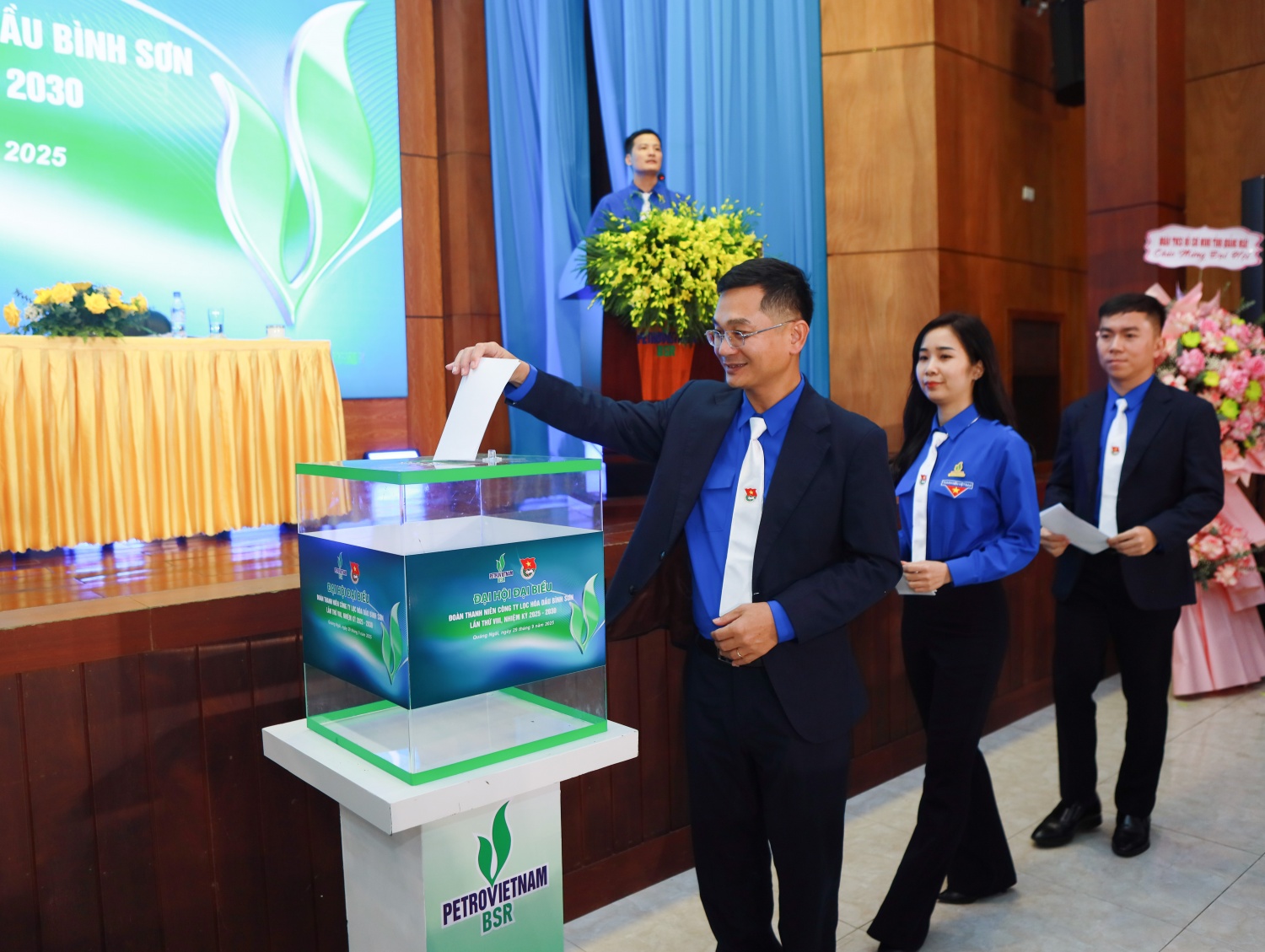 Đoàn Chủ tịch bỏ phiếu bầu Ban Chấp hành Đoàn Thanh niên BSr khóa VIII, nhiệm kỳ 2025 - 2030. Đoàn Chủ tịch bỏ phiếu bầu Ban Chấp hành Đoàn Thanh niên BSr khóa VIII, nhiệm kỳ 2025 - 2030.