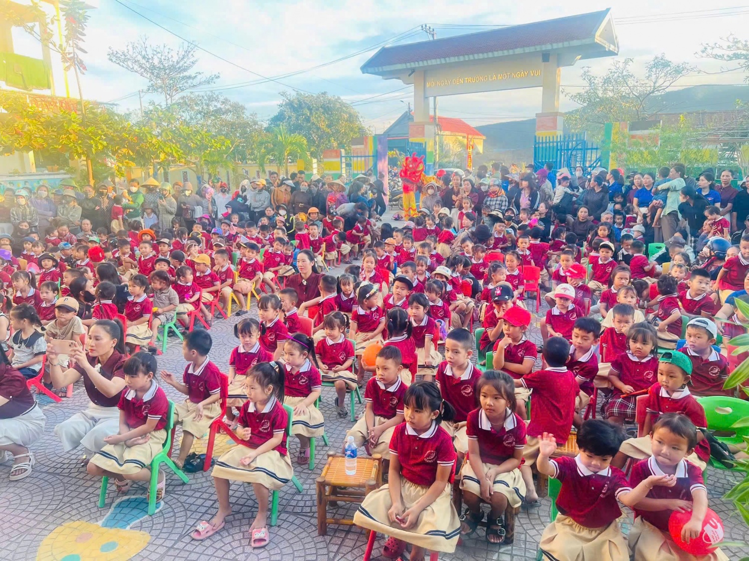 PTSC Quảng Bình mang Tết Trung thu yêu thương đến trẻ thơ Cảng Dịch vụ Dầu khí Tổng hợp Quảng Bình, Chi đoàn PTSC Quảng Bình, PTSC Quảng Bình, Tết Trung thu, Trung thu cho em,