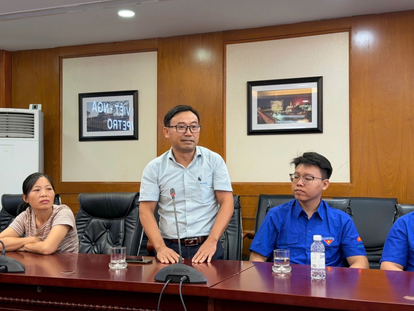 Vietsovpetro gặp gỡ tân sinh viên được cử đi du học tại Liên bang Nga 2025 Vietsovpetro gặp gỡ tân sinh viên được cử đi du học tại Liên bang Nga