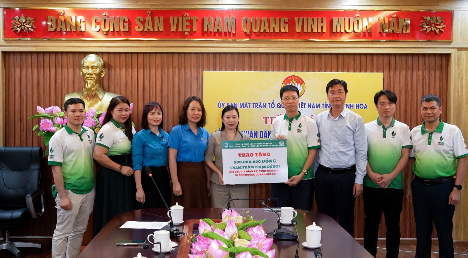 Công đoàn Petrovietnam/NSRP hỗ trợ người lao động và đồng bào tỉnh Thanh Hóa vượt qua khó khăn sau bão Công đoàn Petrovietnam/NSRP hỗ trợ người lao động và đồng bào tỉnh Thanh Hóa vượt qua khó khăn sau bão